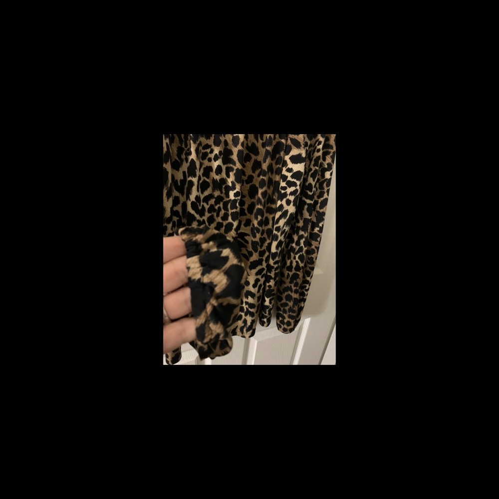 Michael Kors animal print top - Picture 7 of 7